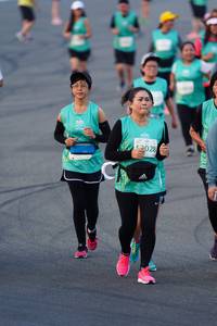 BIB: 2028
                            <button type="button" onclick="openModal(10521786)" class="btn btn-primary btn-sm float-right btn-popup" data-toggle="modal" data-target=".modal-high-quality">
                        <i class="fas fa-shopping-cart"></i> Add to Cart
                    </button>
                                            <button type="button" onclick="isThisMe(10521786, true)" class="btn btn-success btn-sm float-right btn-popup btn-isme hidden" data-toggle="tooltip" data-placement="bottom" title="นี่คือรูปของคุณใช่ไหม คลิกที่นี่เพื่อเอาเข้าอัลบั้ม">
                        <i class="fas fa-plus"></i> Add to album
                    </button>
                    <button type="button" onclick="isThisMe(10521786, false)" class="btn btn-warning btn-sm float-right btn-popup btn-isnotme hidden">
                        <i class="fas fa-ban"></i> Remove from album
                    </button>